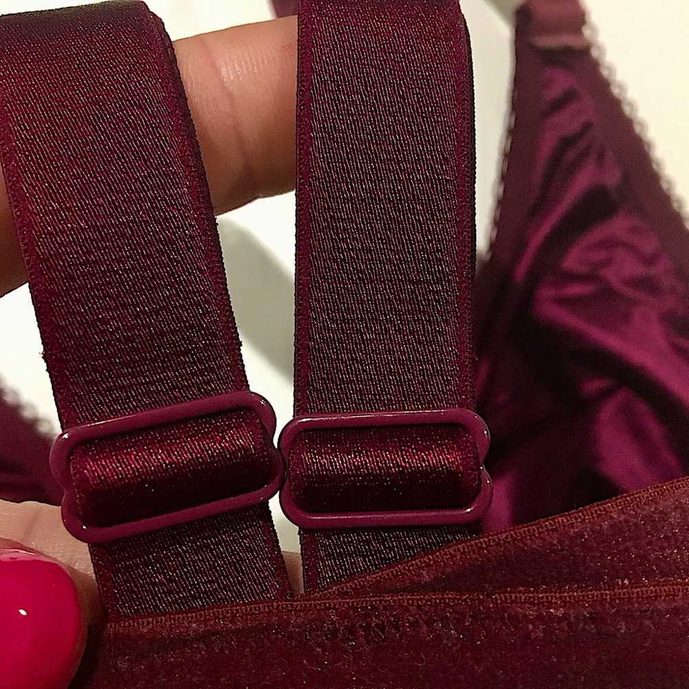 Victoria‘s Secret Maroon Lace Bralette - Picture 6 of 15